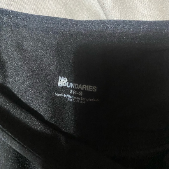 No Boundaries Black Flared Leggings - Picture 2 of 4